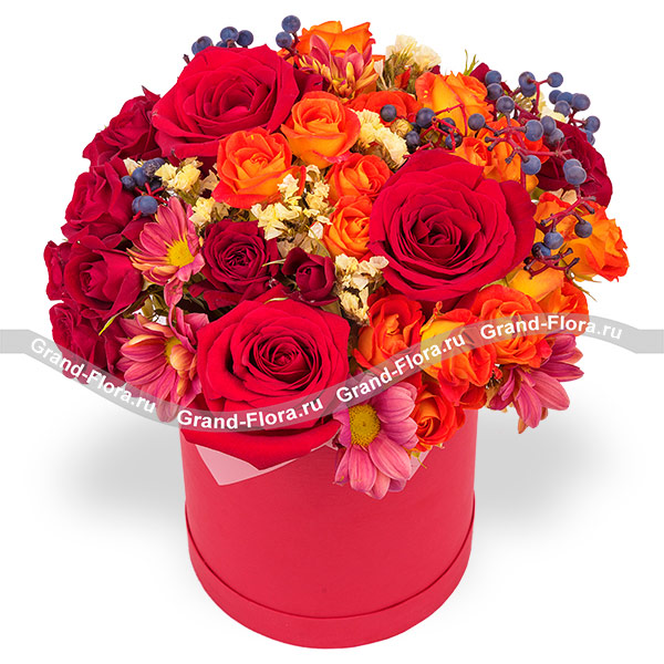 Бархат – шляпная коробка с красными розами